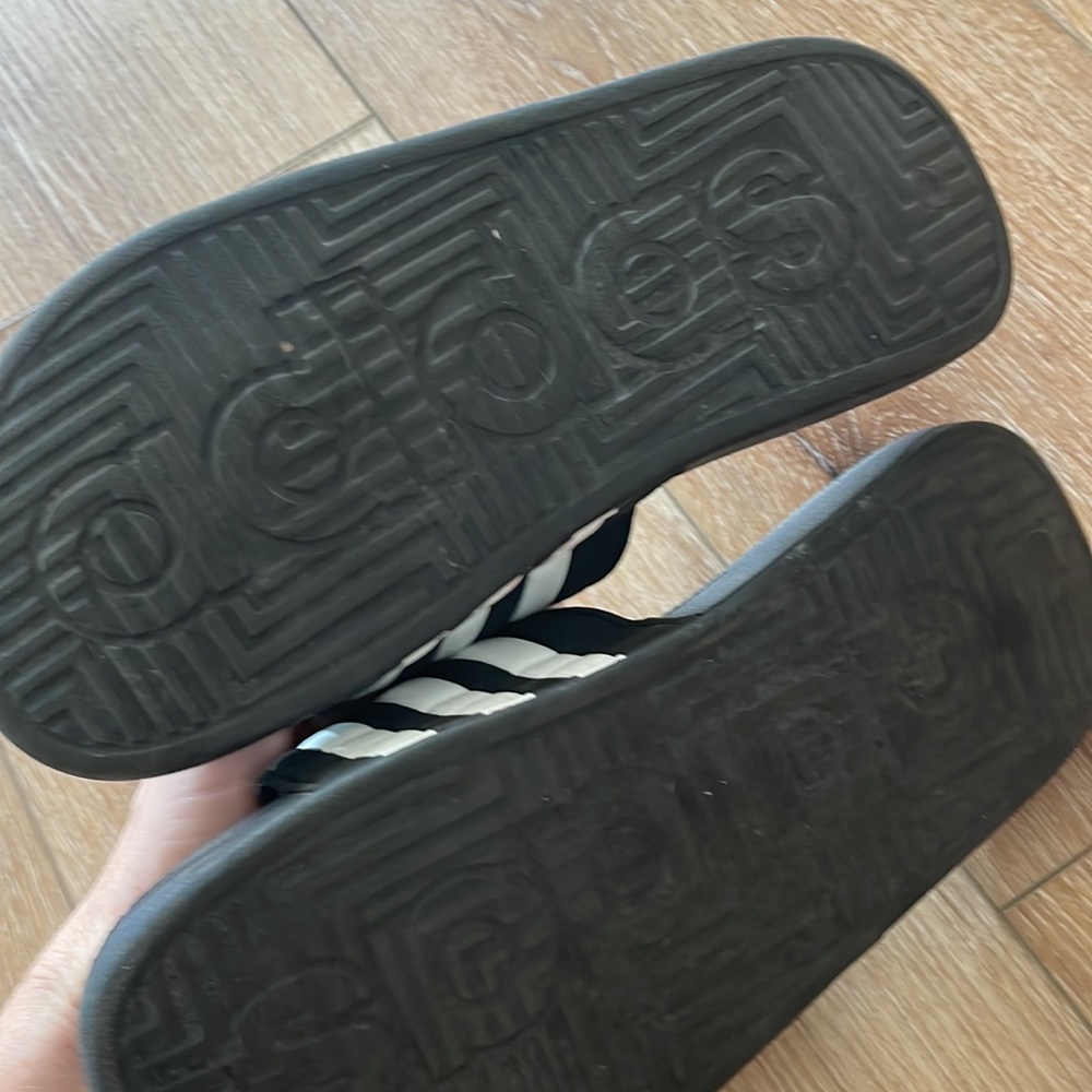 Adidas slides - Picture 4 of 5